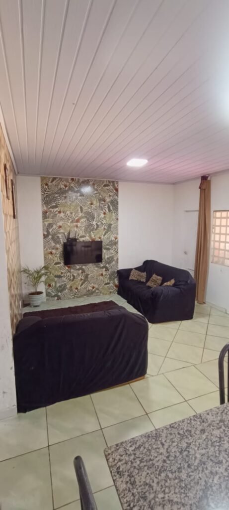 ec7d72b3-dfe4-45d1-8120-7d7f659d8069