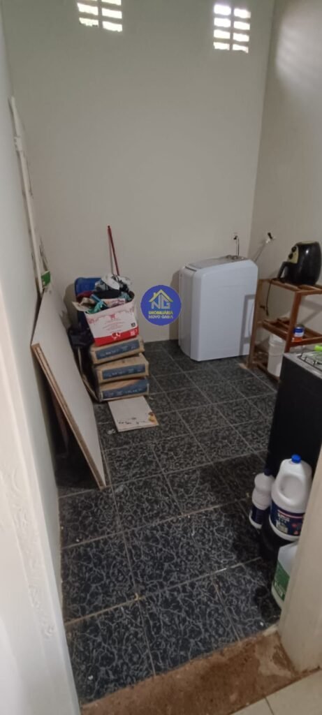 3e93aaaf-4835-453d-be76-42baddc22d09