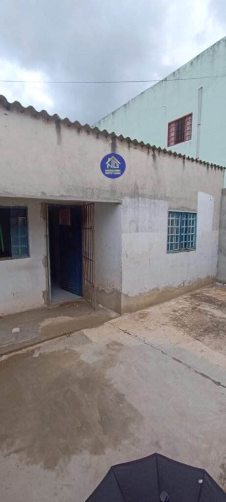 ff410e70-1094-4200-bf9d-f1e58fbeff5b